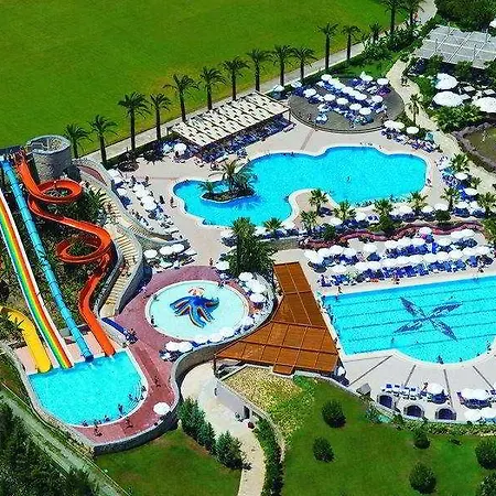 Отель Blue Waters Club