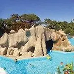 Blue Waters Club 5* Side