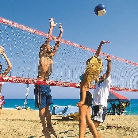 Blue Waters Club Side