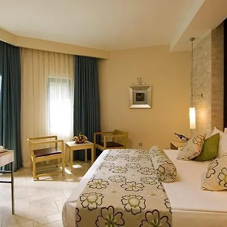 Blue Waters Club سيدي