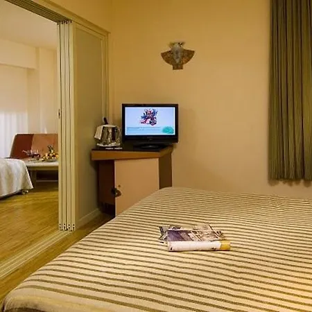 Blue Waters Club Hotell