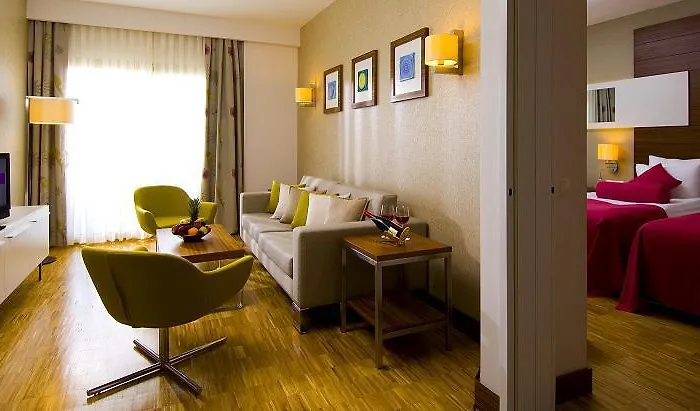 Blue Waters Club 5* 시데