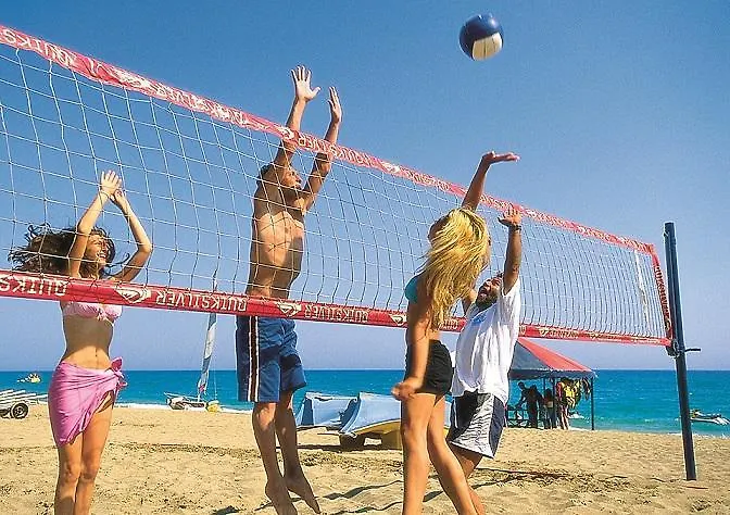 Blue Waters Club Side