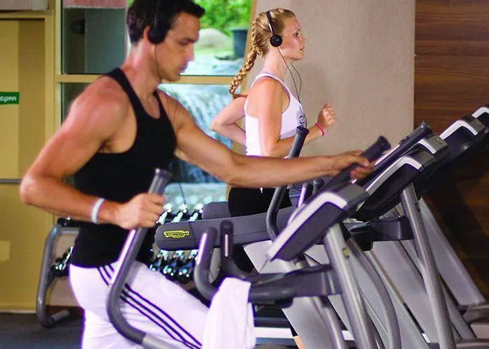 Blue Waters Club Side