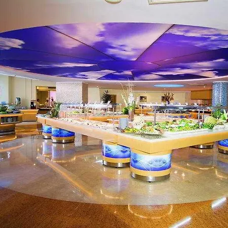 Blue Waters Club Сіде