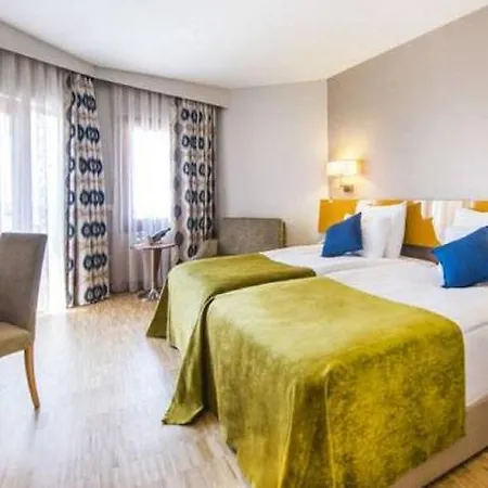 Blue Waters Club Сіде