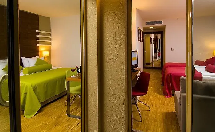 Blue Waters Club מלון סייד