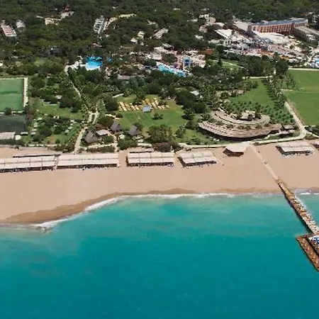 Ξενοδοχείο Blue Waters Club 5*